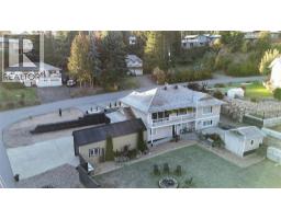 2449 Waverly Place, blind bay, British Columbia