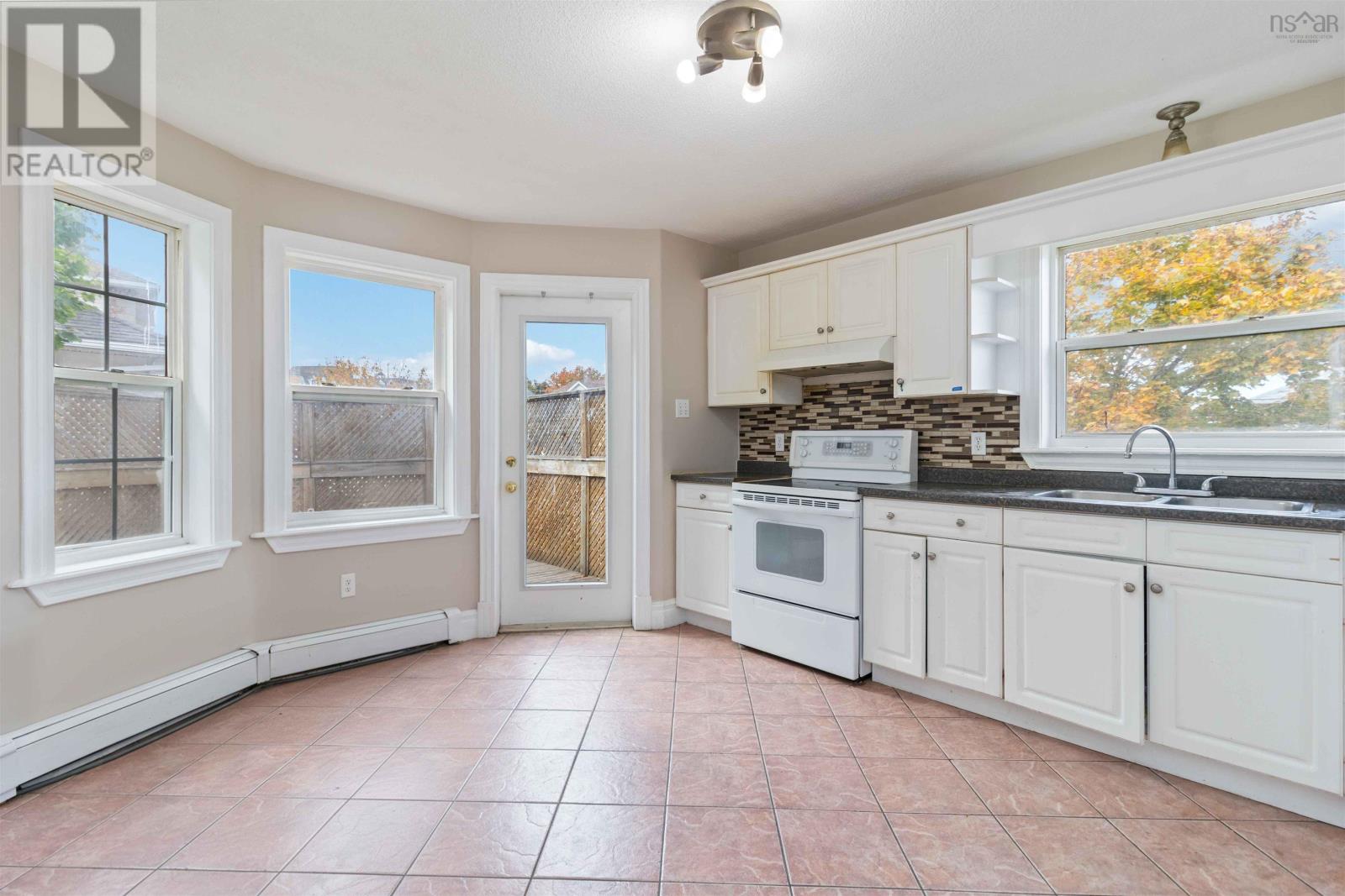 34 Lancaster Drive, Halifax, Nova Scotia  B3S 1E7 - Photo 6 - 202526095