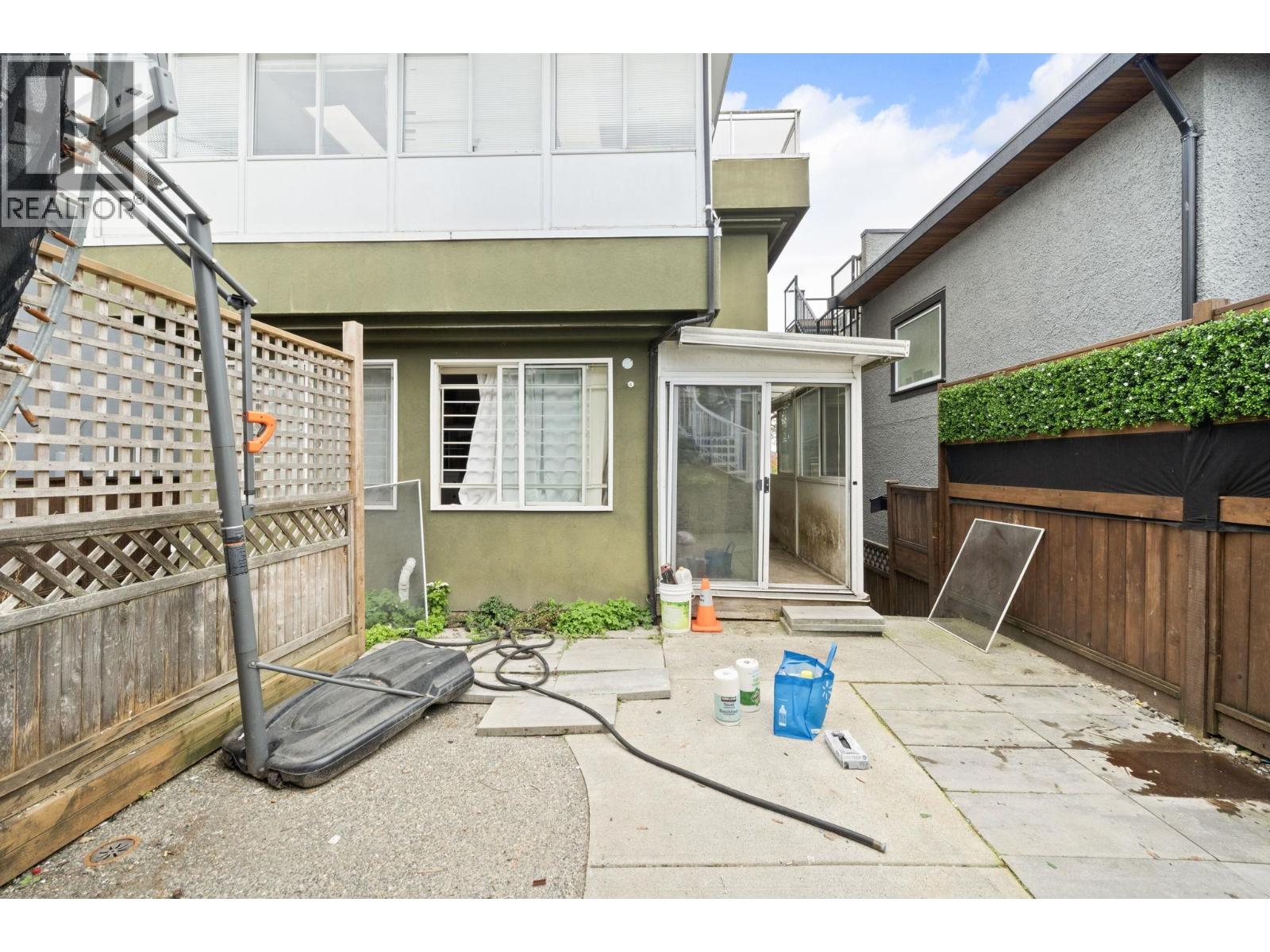 89 Ellesmere Avenue, Burnaby, British Columbia  V5B 3S5 - Photo 31 - R3058136