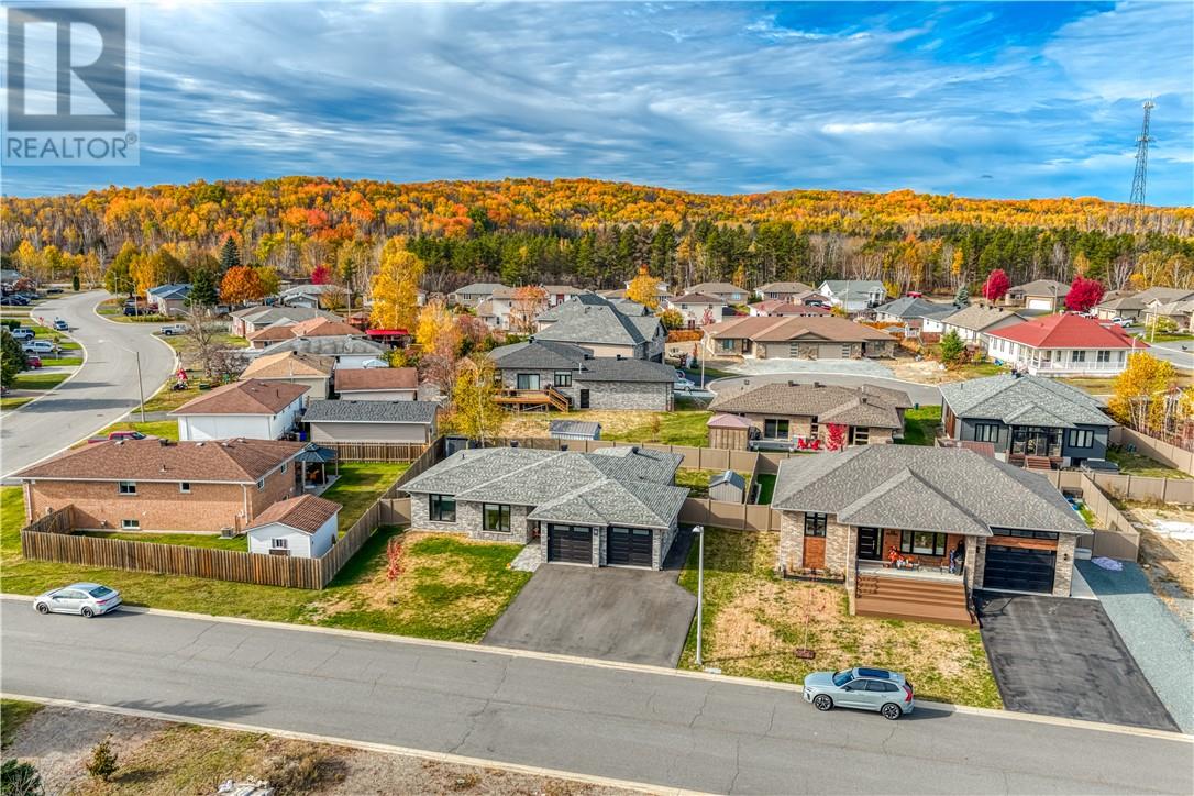 56 Oak Street, Capreol, Ontario  P0M 1H0 - Photo 35 - 2125277