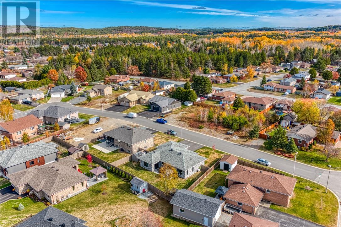 56 Oak Street, Capreol, Ontario  P0M 1H0 - Photo 41 - 2125277