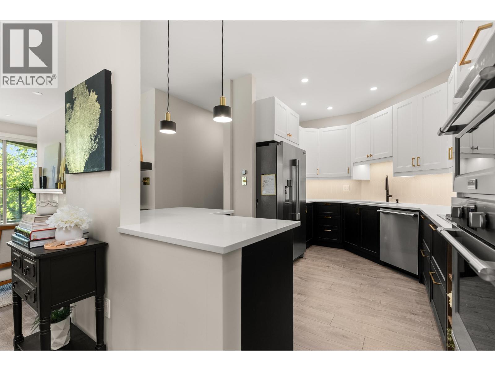 301 1150 Quayside Drive, New Westminster, British Columbia  V3M 6E1 - Photo 8 - R3059472