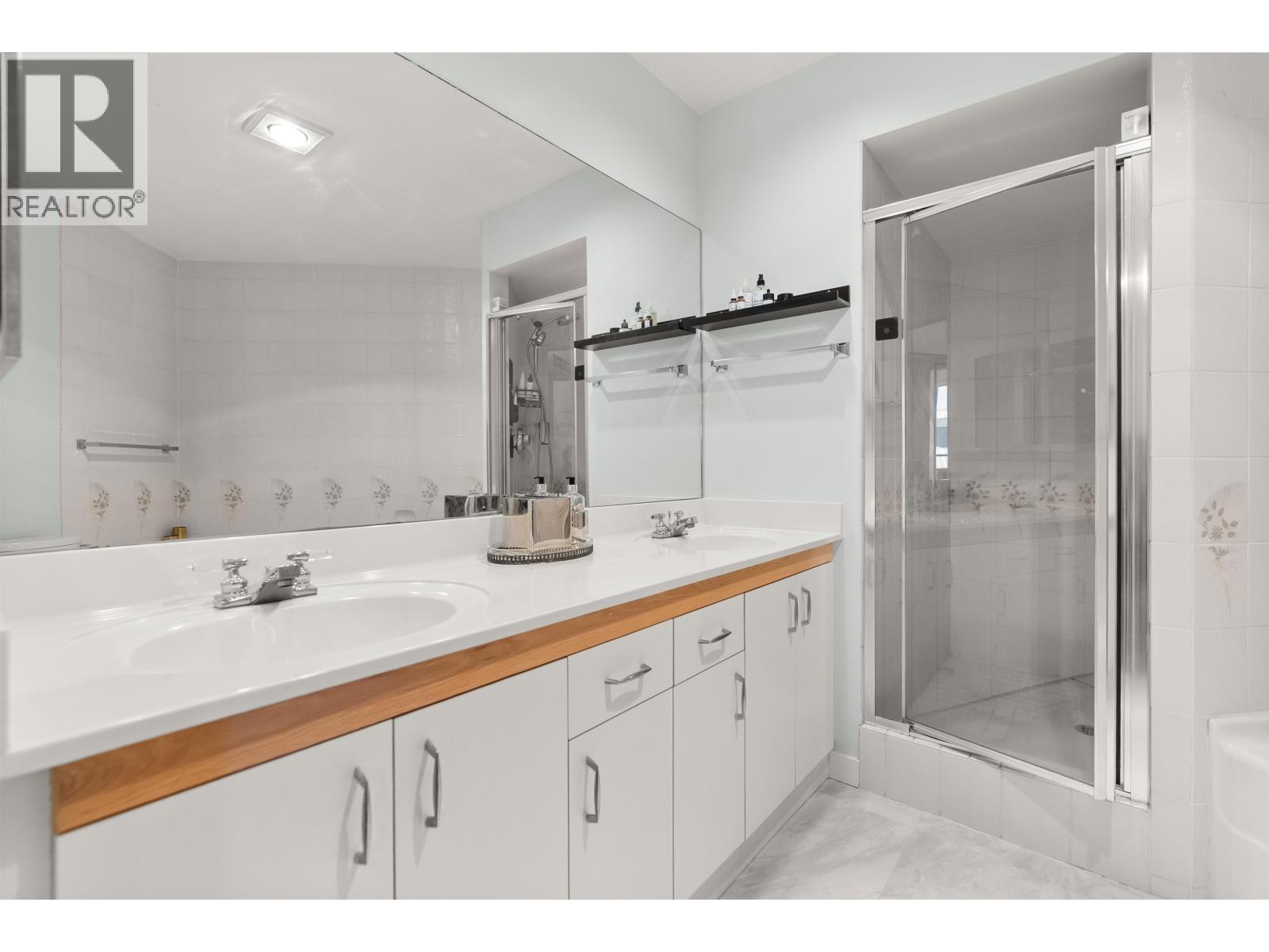301 1150 Quayside Drive, New Westminster, British Columbia  V3M 6E1 - Photo 18 - R3059472