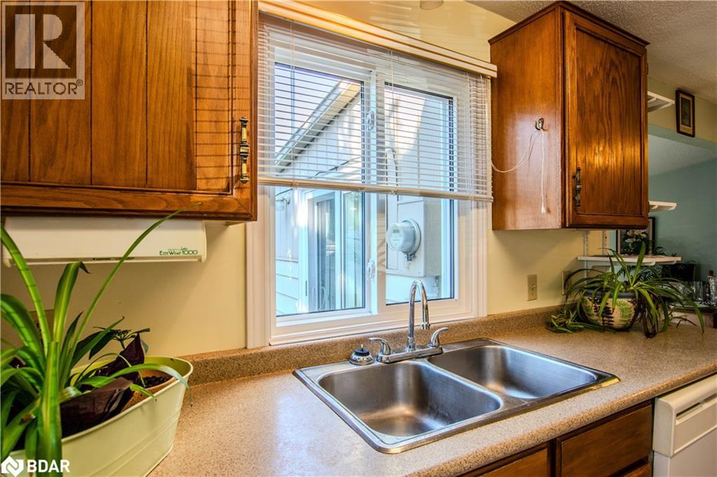 2 Norris Arm, Innisfil, Ontario  L9S 1N6 - Photo 11 - 40778667