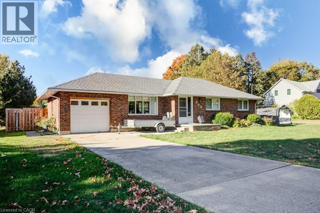 243 King Street E, Ingersoll, Ontario  N5C 1H4 - Photo 3 - 40780056