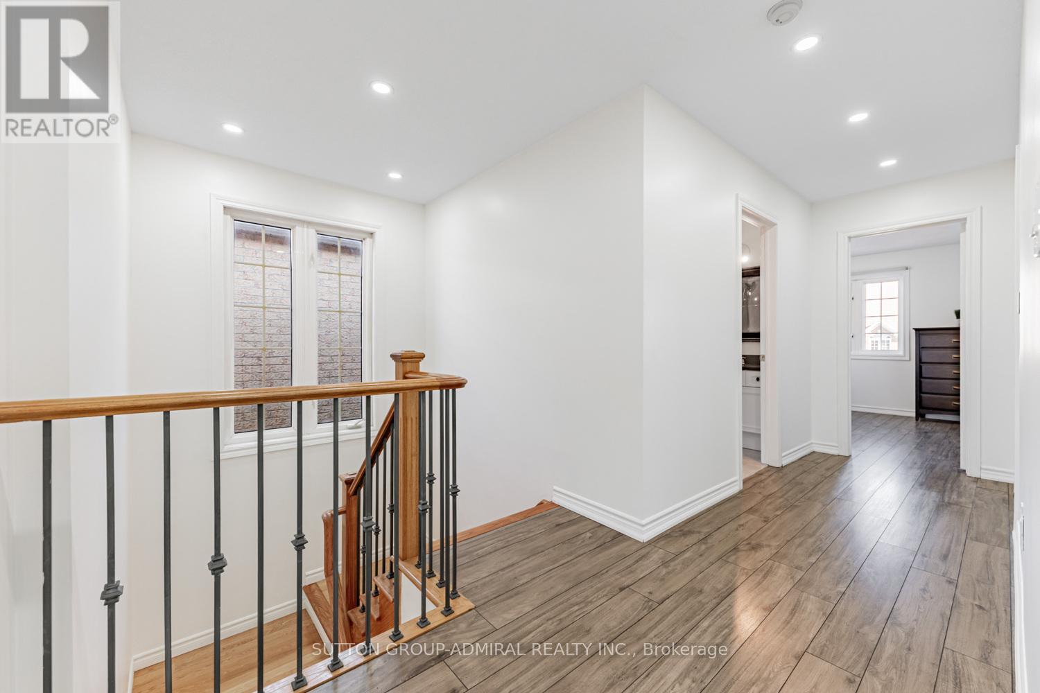 105 Prairie Dunes Place, Vaughan, Ontario  L4K 2E4 - Photo 11 - N12466886