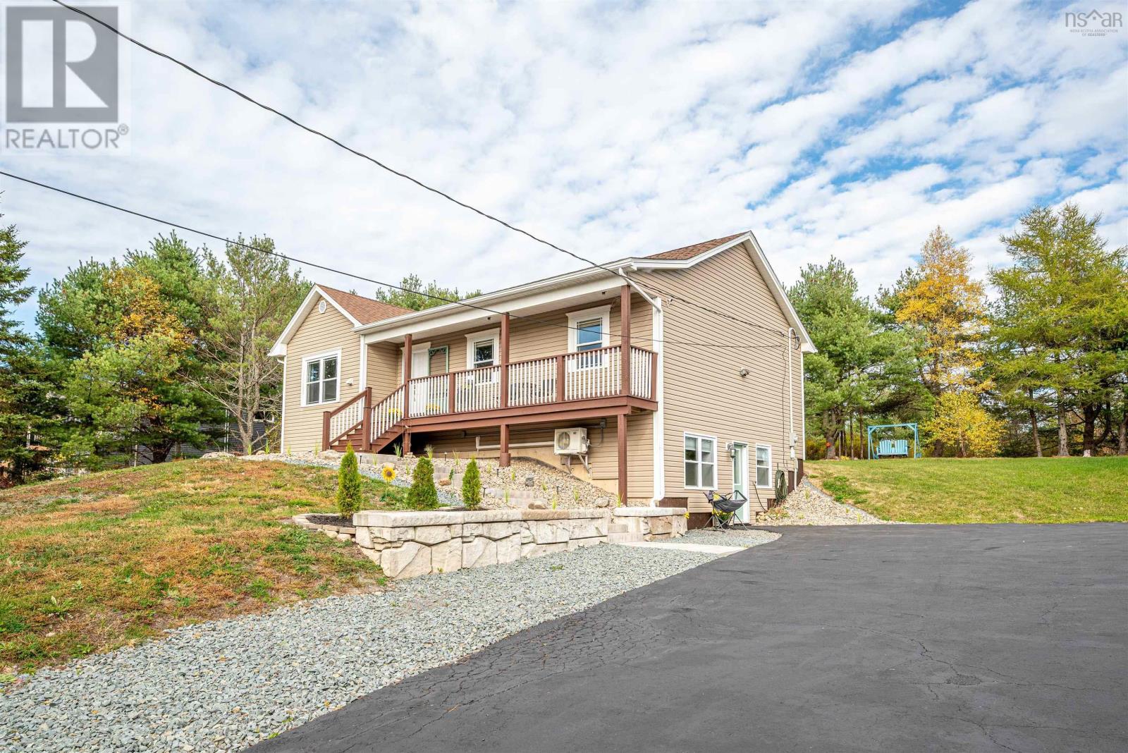 3235 Sackville Drive, Upper Sackville, Nova Scotia  B4E 3C5 - Photo 1 - 202526097