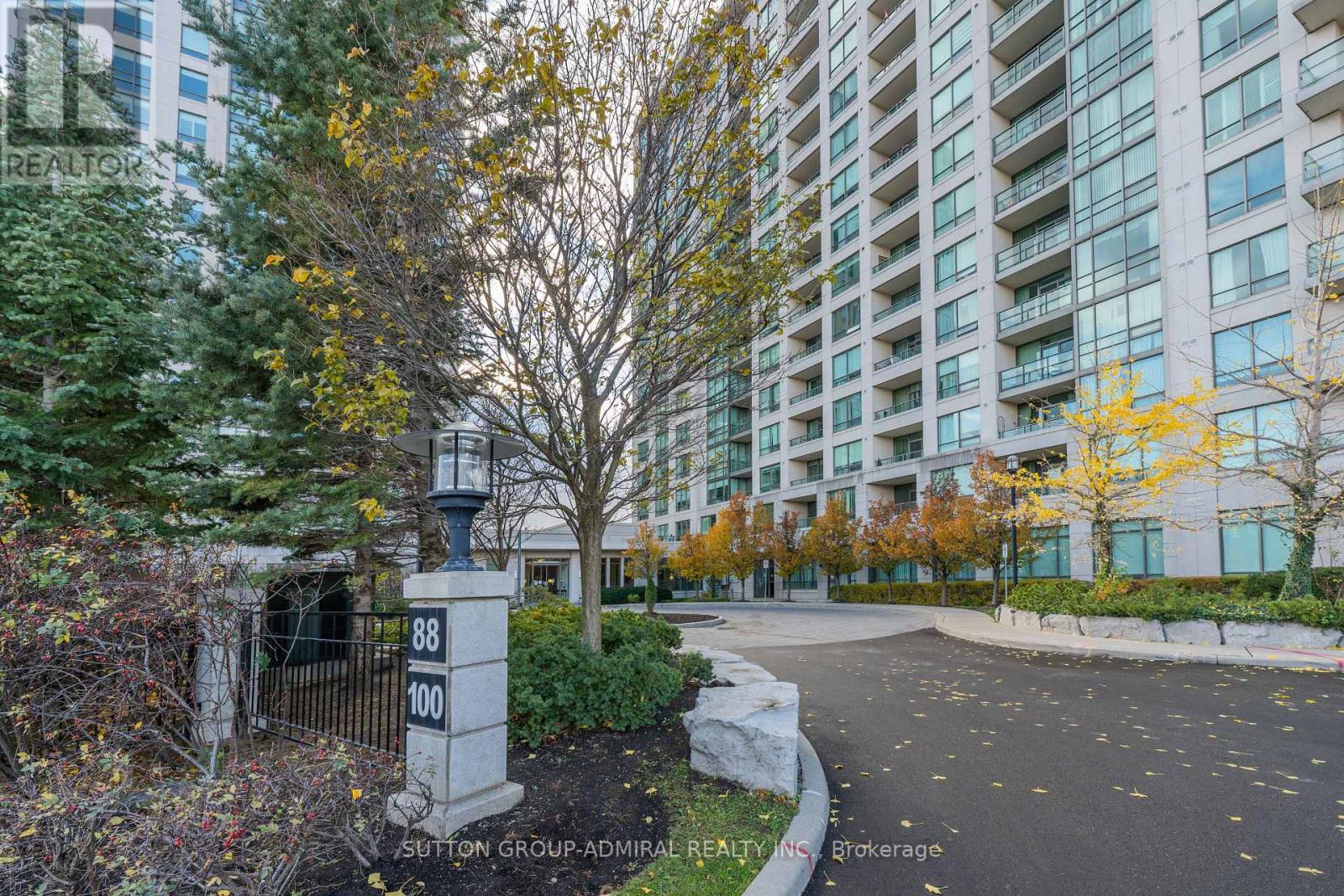 206 - 100 Promenade Circle, Vaughan, Ontario  L4J 7W7 - Photo 43 - N12467162