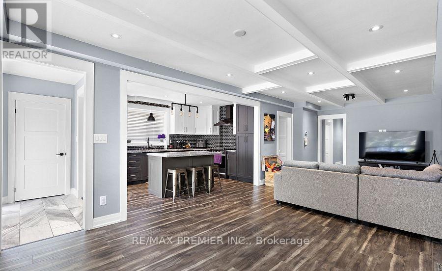 Main Floor - 24 Hucknall Road, Toronto, Ontario  M3J 1V8 - Photo 5 - W12468296