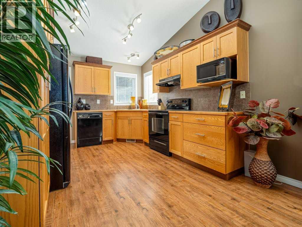 27 Rivermill Landing W, Lethbridge, Alberta  T1K 8B2 - Photo 11 - A2263131