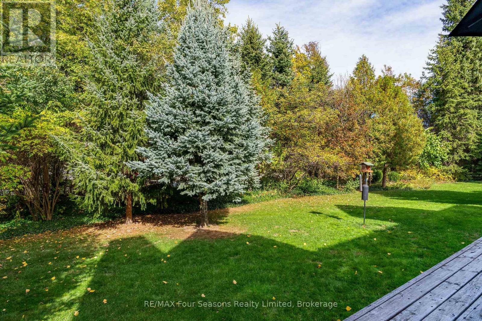 109 Liisa's Lane, Blue Mountains, Ontario  L9Y 0M3 - Photo 38 - X12468668