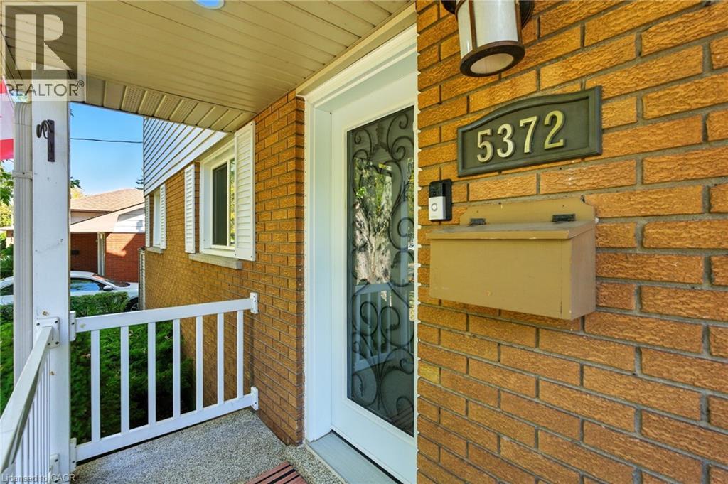 5372 Spruce Avenue, Burlington, Ontario  L7L 1N7 - Photo 4 - 40780012