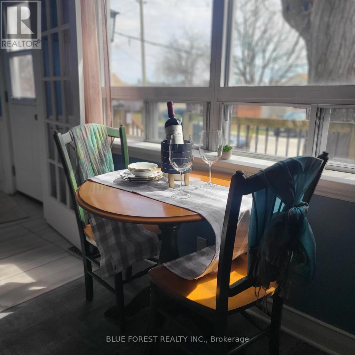 18 Connaught Avenue, London East, Ontario  N5Y 3A3 - Photo 2 - X12468605