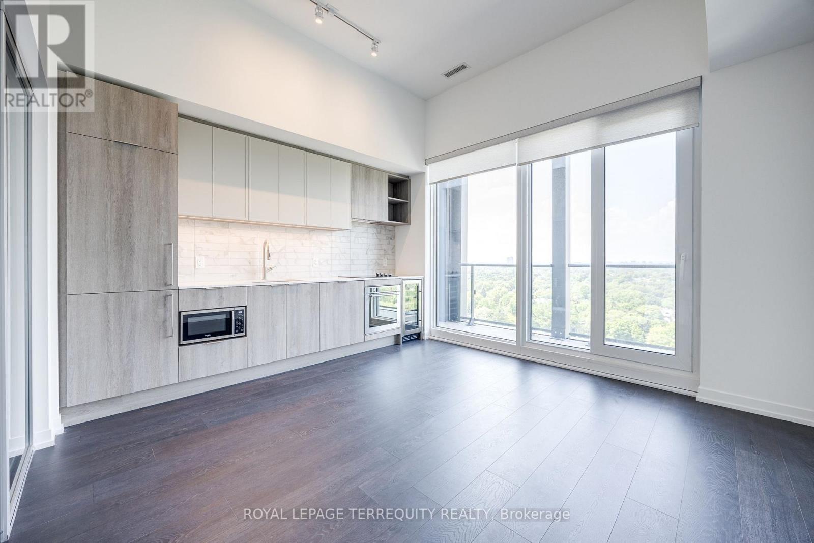 Ph10 - 2020 Bathurst Street, Toronto, Ontario  M5P 0A6 - Photo 4 - C12468522