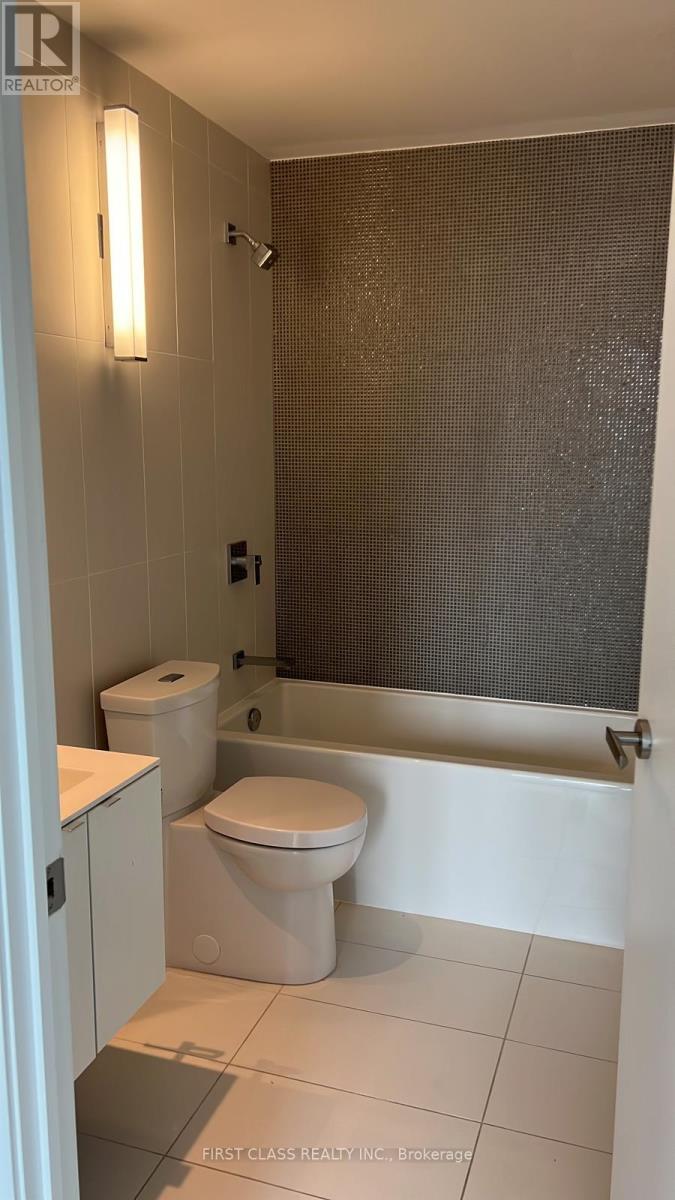 2713 - 125 Peter Street, Toronto, Ontario  M5V 2G9 - Photo 15 - C12468546