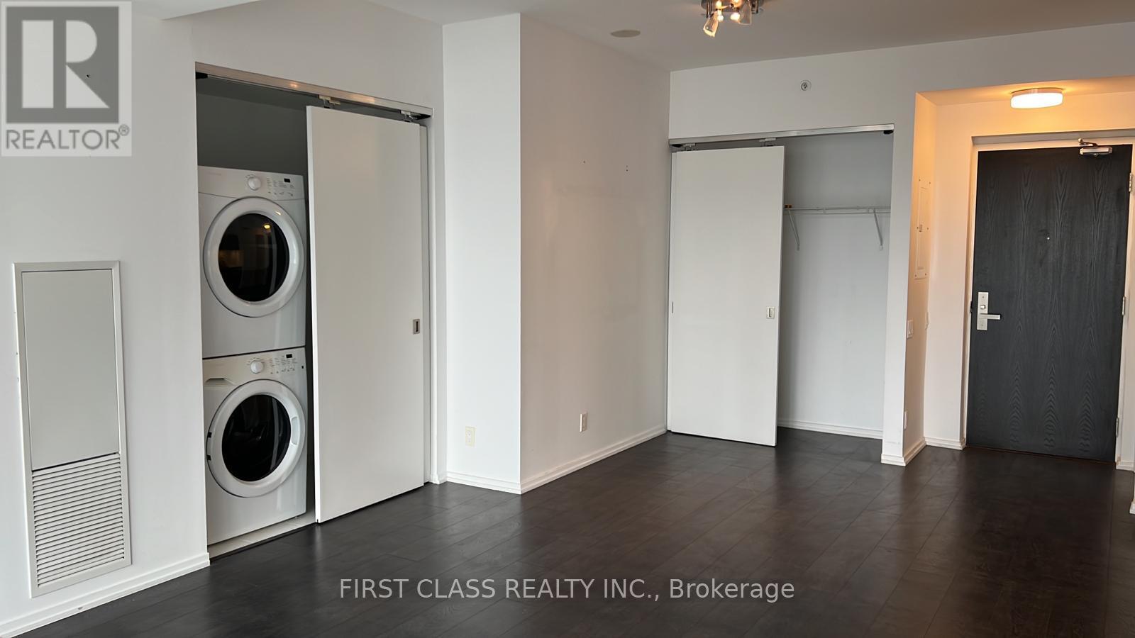 2713 - 125 Peter Street, Toronto, Ontario  M5V 2G9 - Photo 5 - C12468546