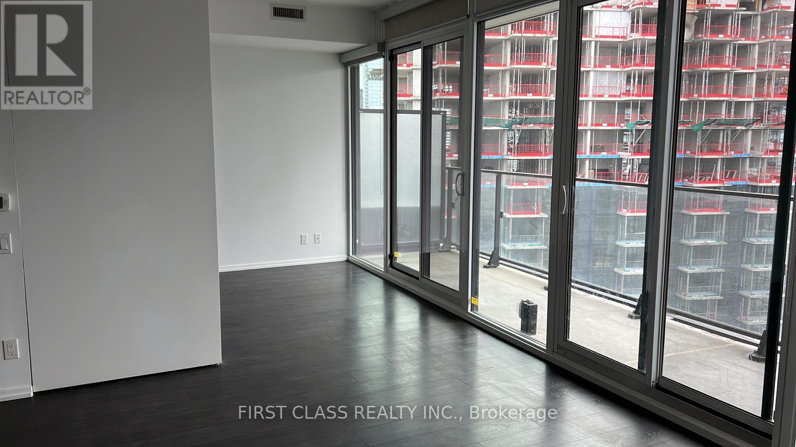 2713 - 125 Peter Street, Toronto, Ontario  M5V 2G9 - Photo 7 - C12468546