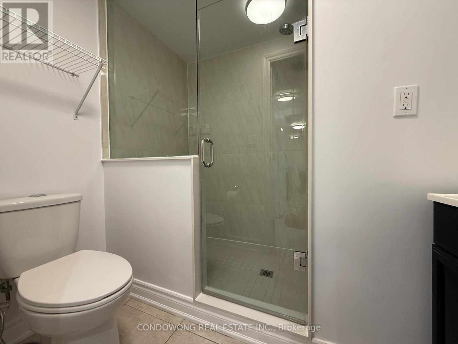 3 Alamosa Drive, Toronto, Ontario  M2J 2N6 - Photo 15 - C12468564