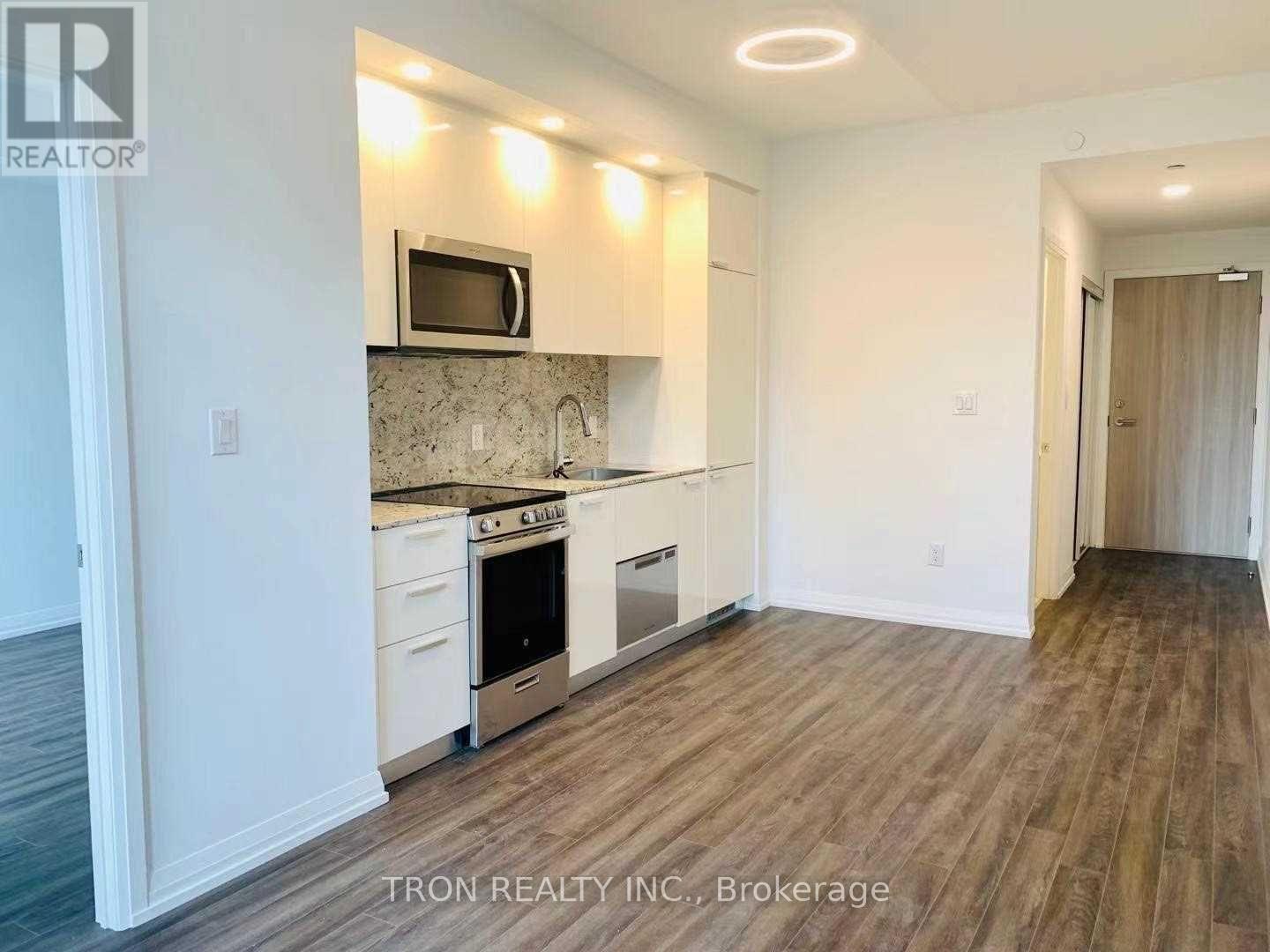 806 - 75 Canterbury Place, Toronto, Ontario  M2N 0L2 - Photo 3 - C12468585