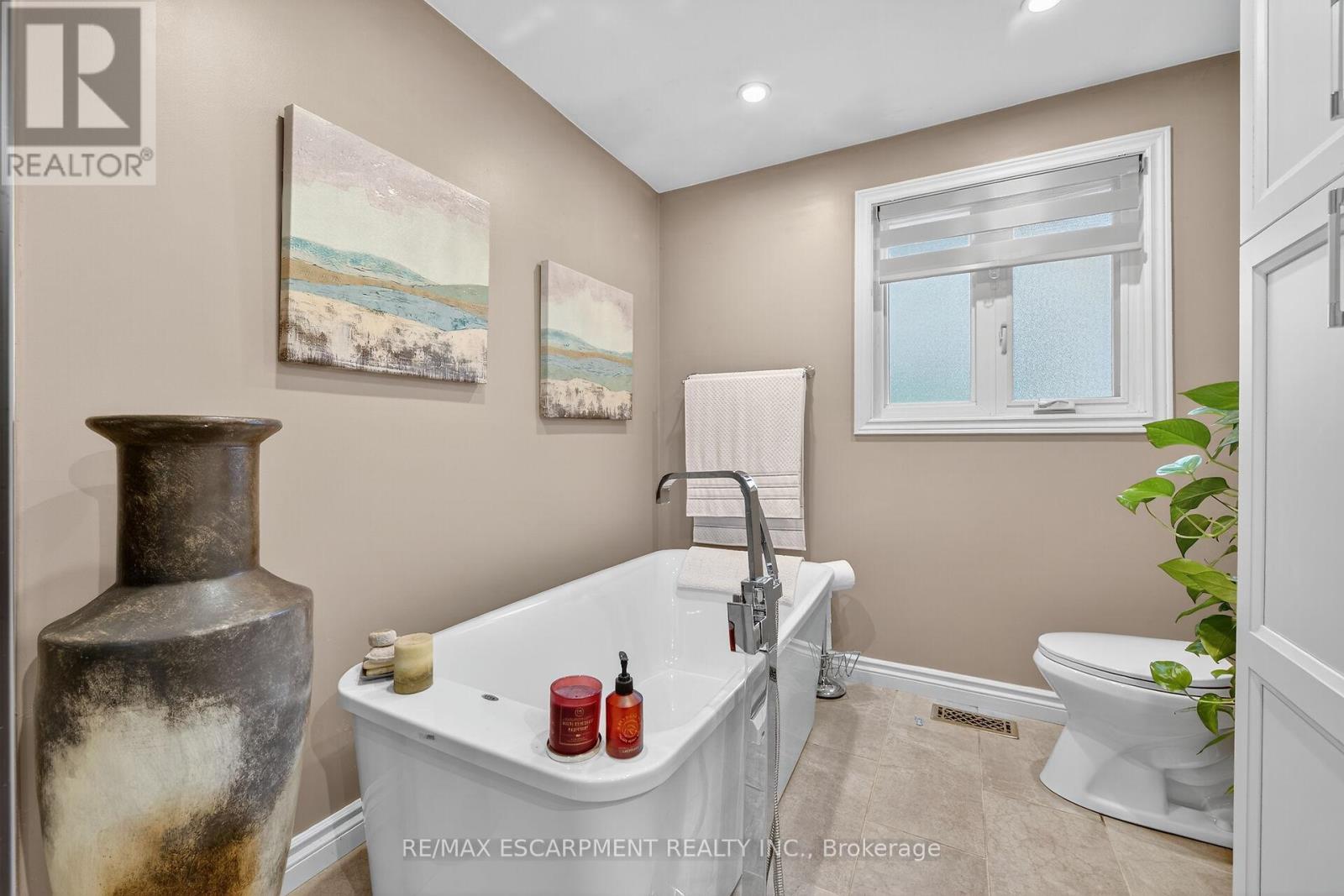 477 Lynden Road, Brantford, Ontario  N3T 5M1 - Photo 18 - X12468080