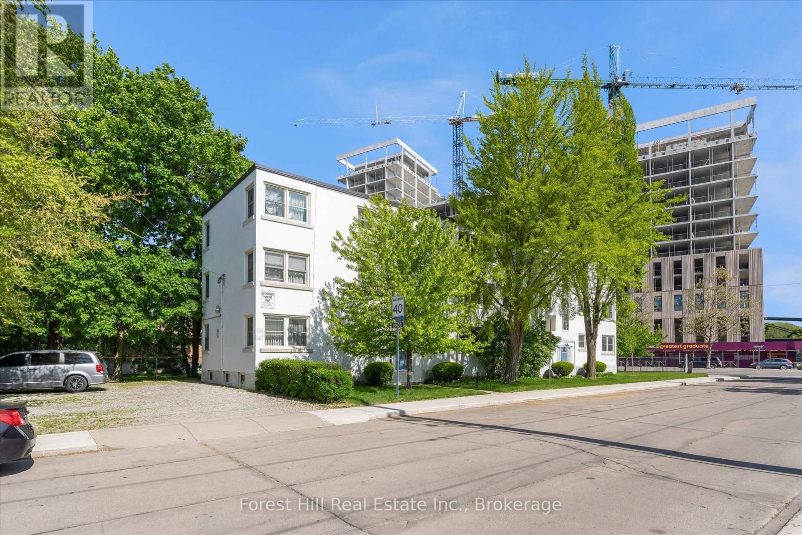 5 - 2 Stroud Road, Hamilton, Ontario  L8S 1Z6 - Photo 3 - X12468682