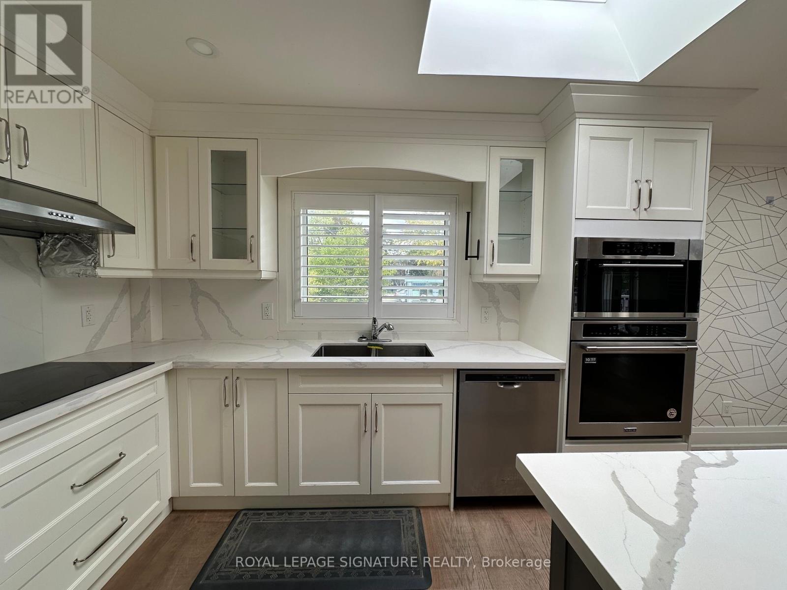 Main - 136 Wye Valley Road, Toronto, Ontario  M1P 2B1 - Photo 6 - E12468478