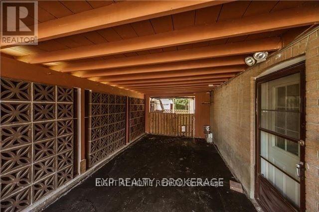 709 Gilbert Street W, Whitby, Ontario  L1N 1S1 - Photo 11 - E12468558