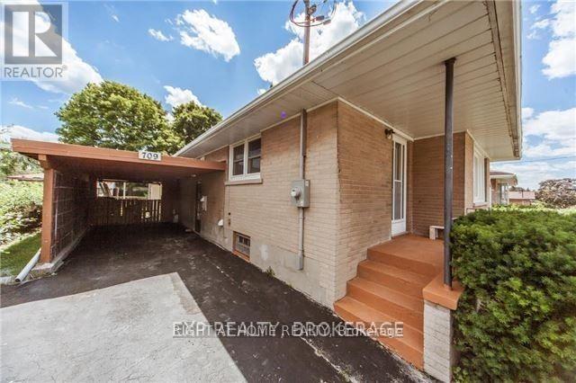 709 Gilbert Street W, Whitby, Ontario  L1N 1S1 - Photo 12 - E12468558