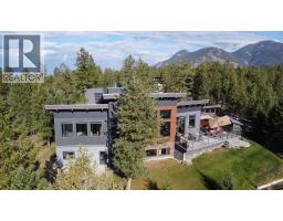 2160 KOOTENAY 3 Road, windermere, British Columbia