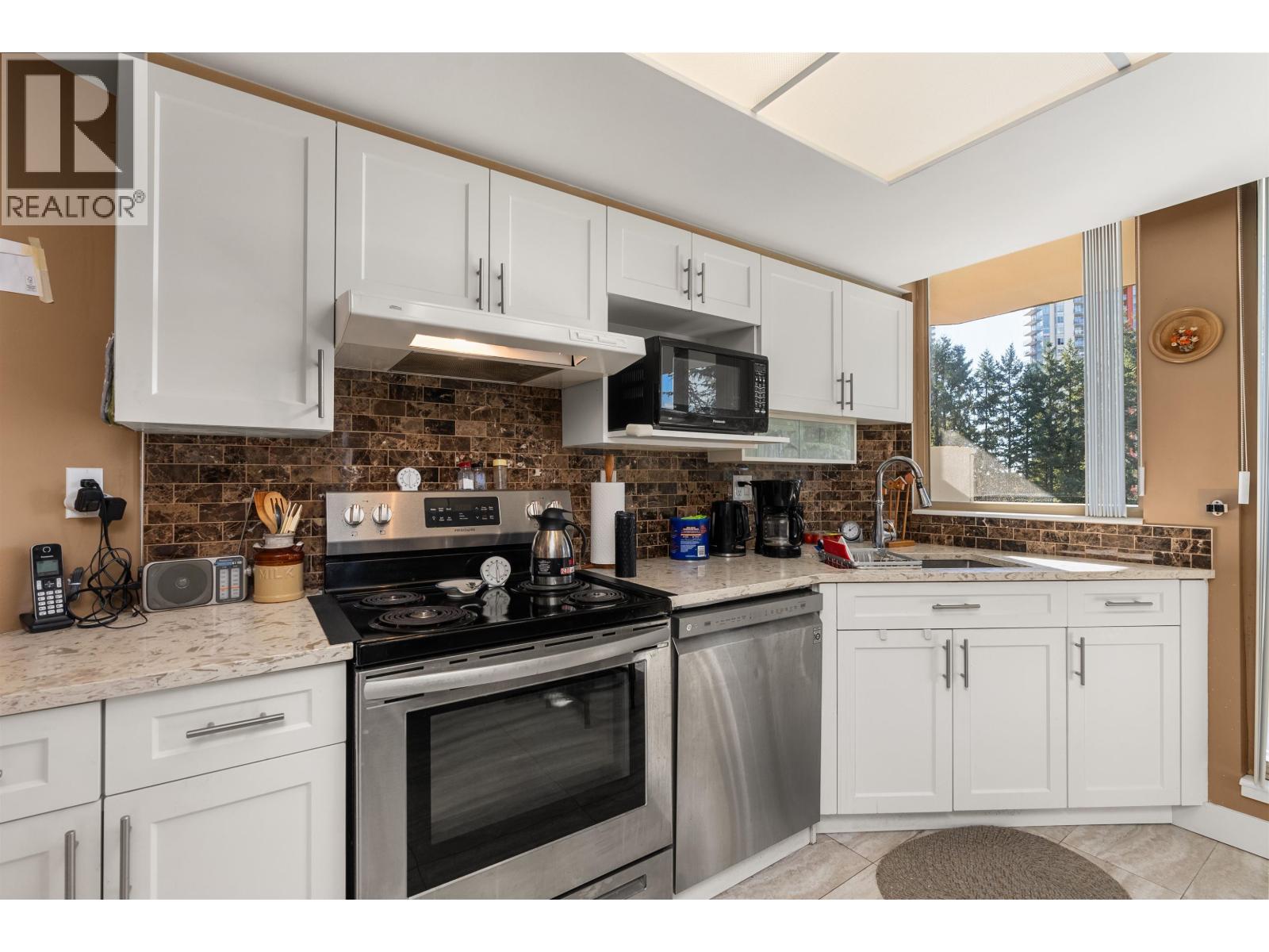 501 728 Farrow Street, Coquitlam, British Columbia  V3J 3S6 - Photo 15 - R3059523