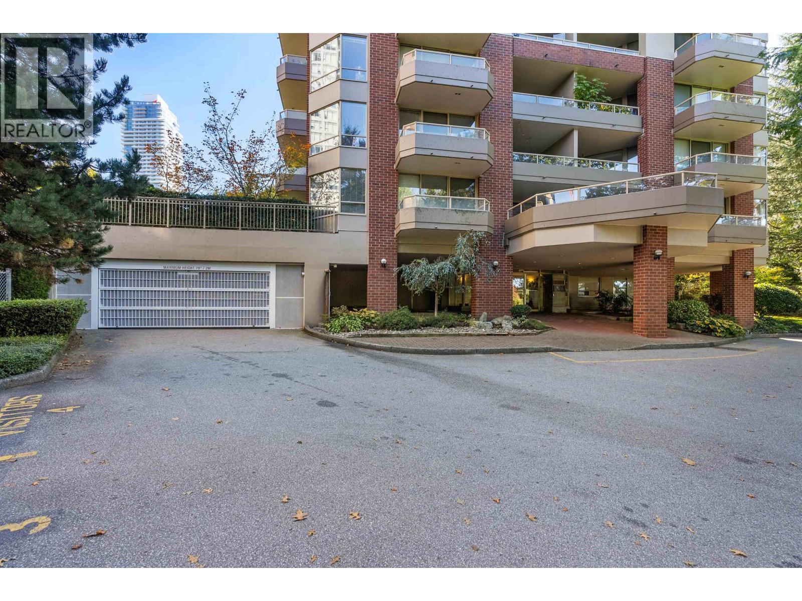 501 728 Farrow Street, Coquitlam, British Columbia  V3J 3S6 - Photo 2 - R3059523