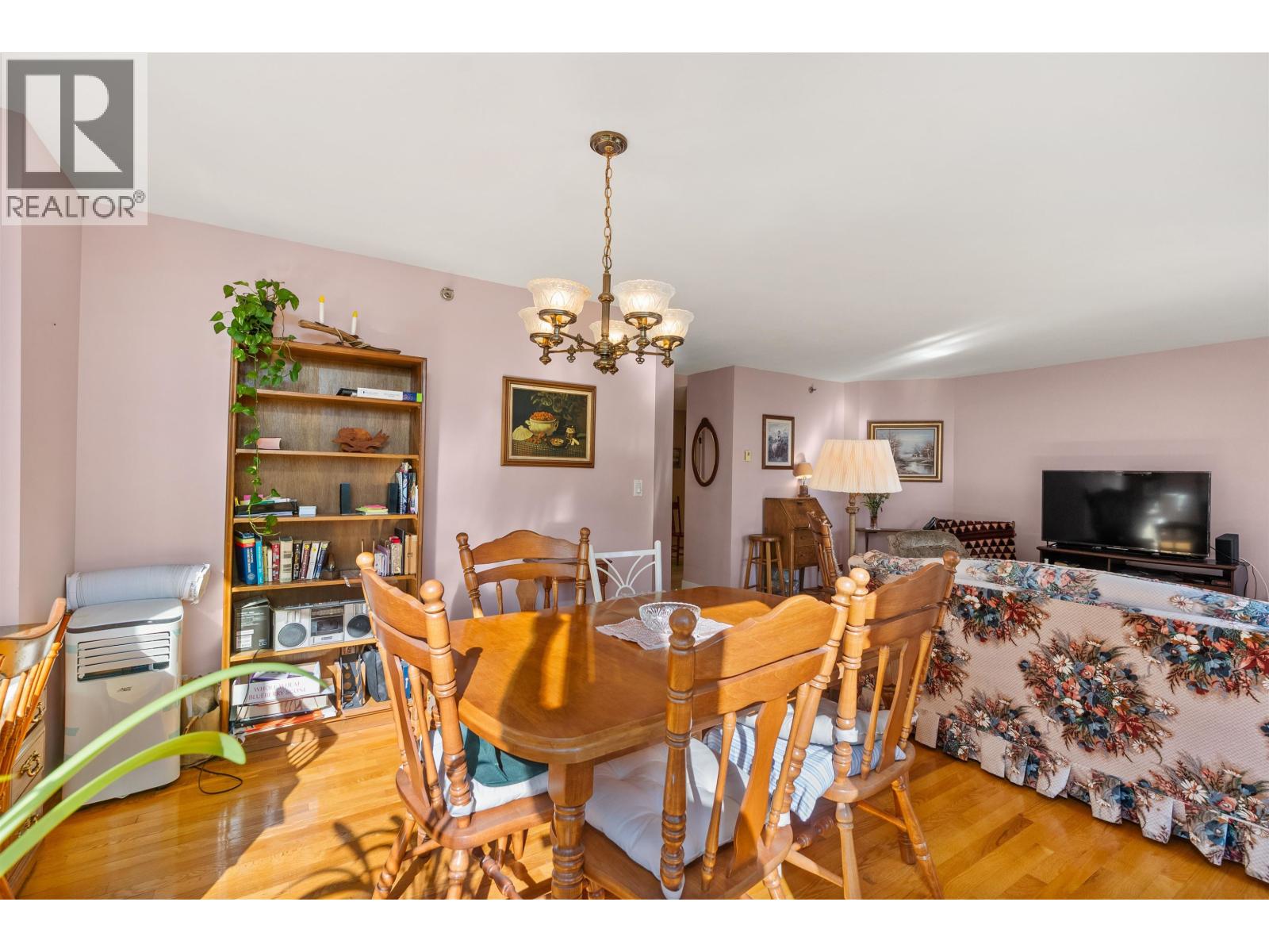 501 728 Farrow Street, Coquitlam, British Columbia  V3J 3S6 - Photo 9 - R3059523