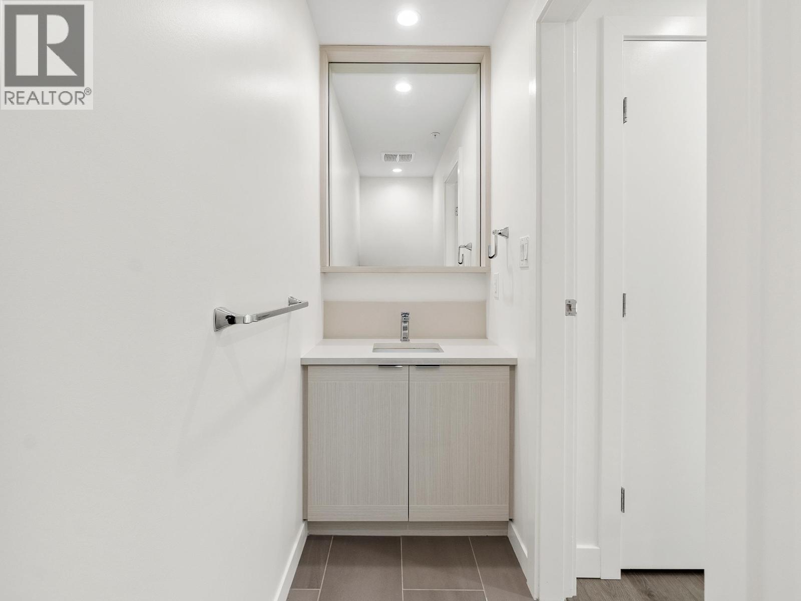 Ch3 5051 Imperial Street, Burnaby, British Columbia  V5J 0J3 - Photo 12 - R3059524