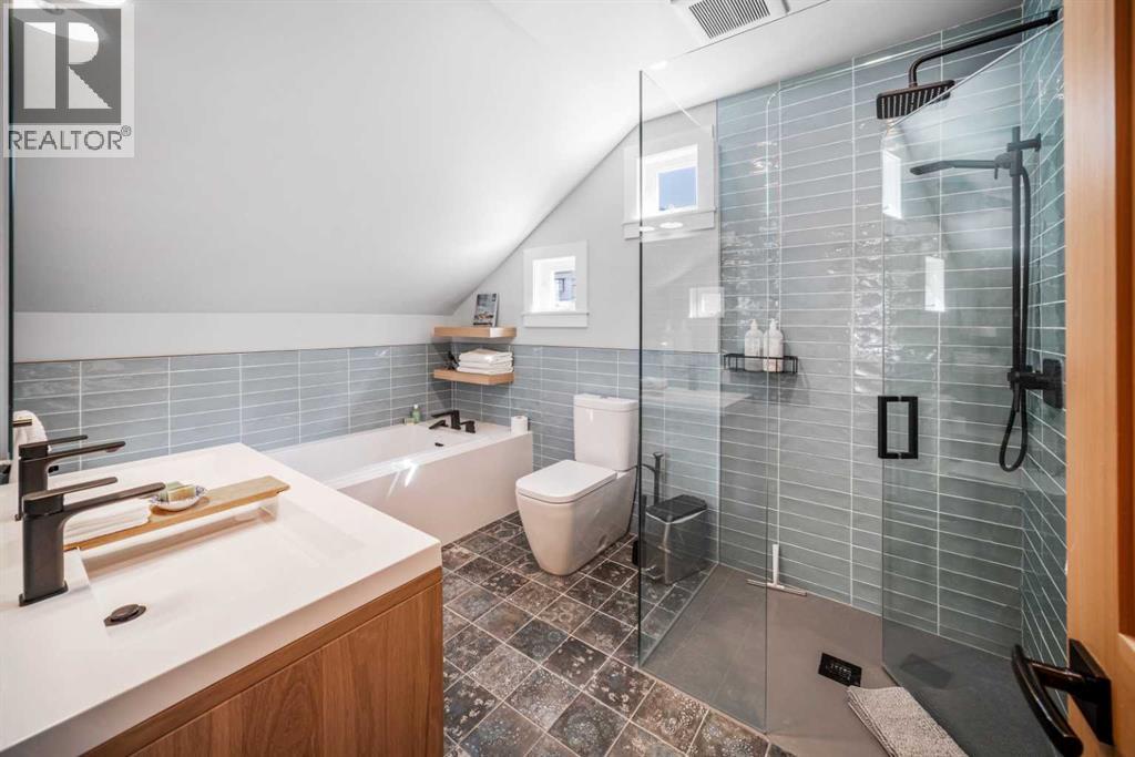 140 Rundle Crescent, Canmore, Alberta  T1W 2L6 - Photo 13 - A2237056