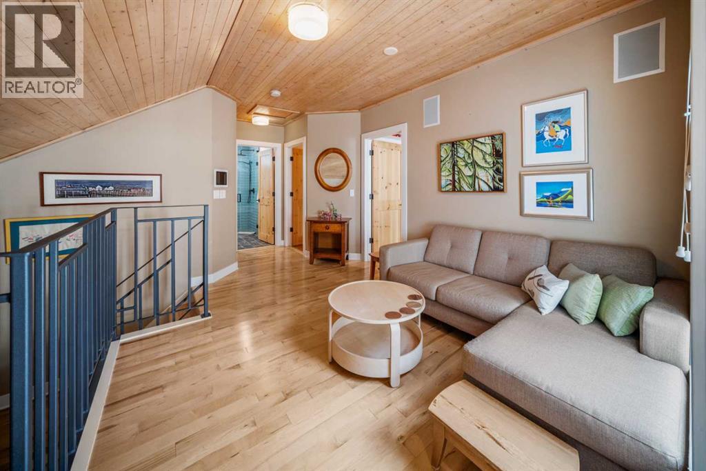 140 Rundle Crescent, Canmore, Alberta  T1W 2L6 - Photo 10 - A2237056