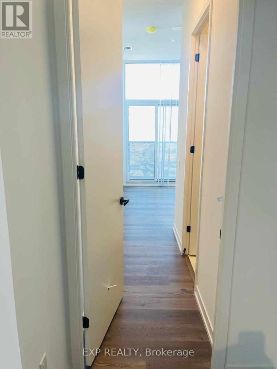 Ph2 - 28 Interchange Way, Vaughan, Ontario  L4K 0P8 - Photo 6 - N12468468
