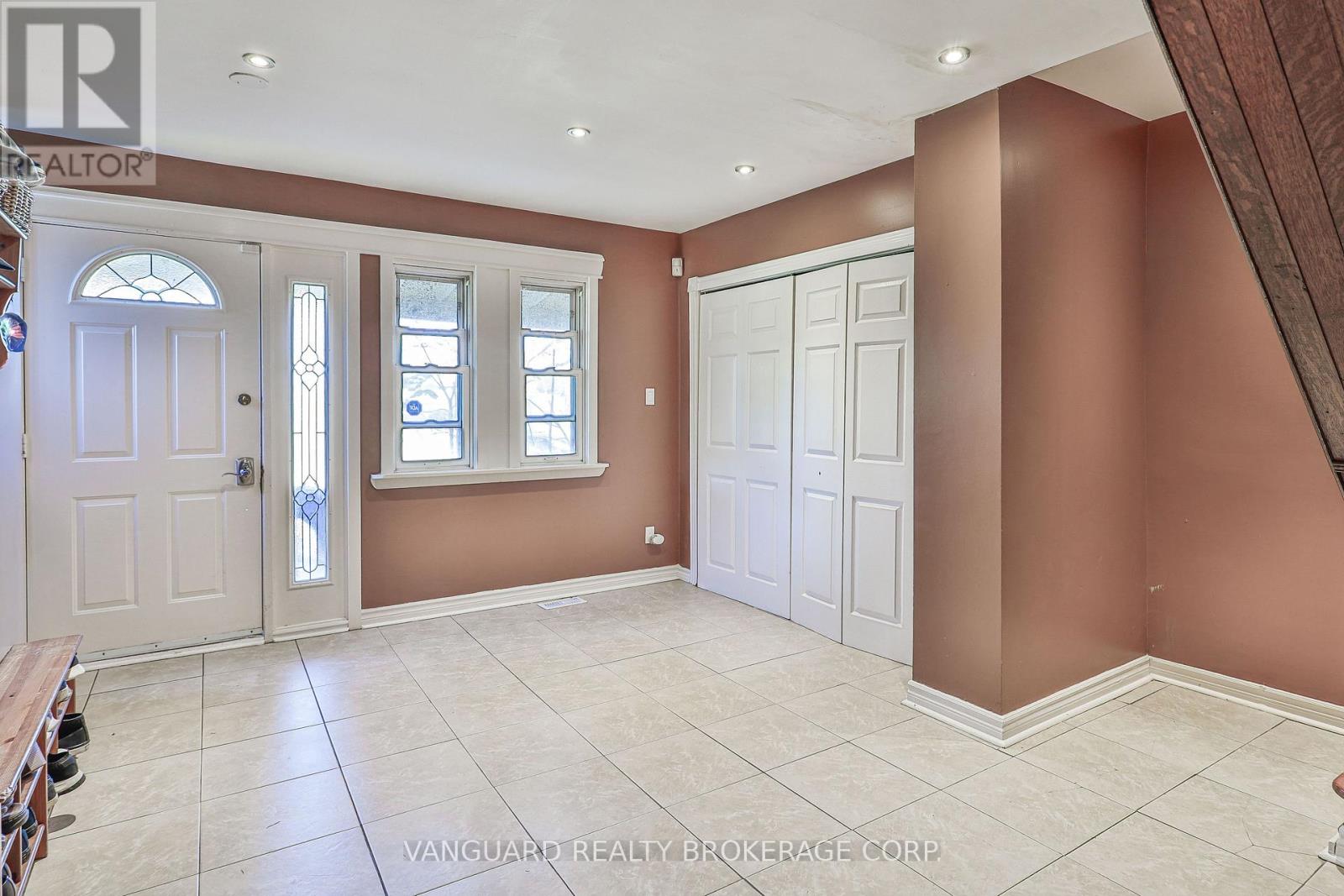 2781 Sixth Line, Bradford West Gwillimbury, Ontario  L3Z 2G7 - Photo 9 - N12468474