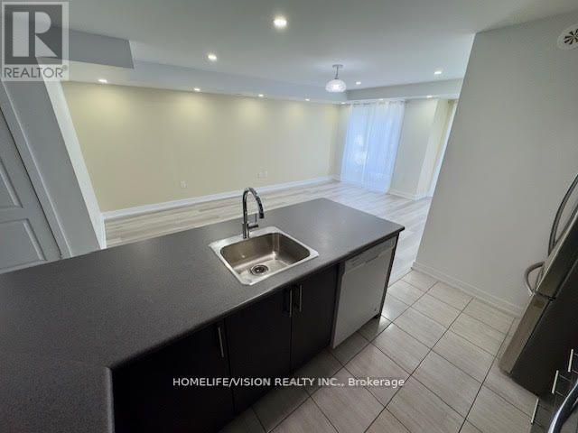 2327 - 20 Westmeath Lane, Markham, Ontario  L6B 1N5 - Photo 9 - N12468480