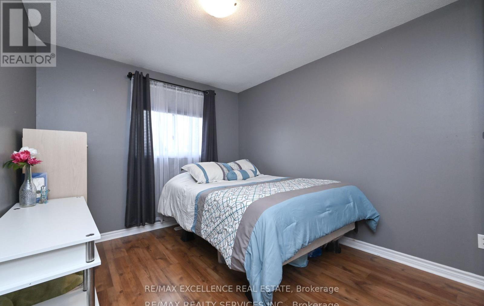 115 Beattie Avenue, New Tecumseth, Ontario  L9K 1C3 - Photo 10 - N12468493