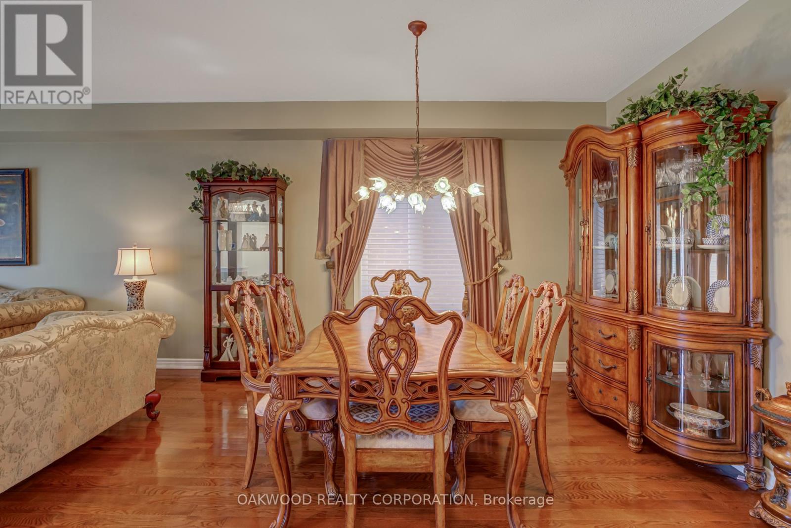176 Saint Francis Avenue, Vaughan, Ontario  L4H 3E4 - Photo 10 - N12468497