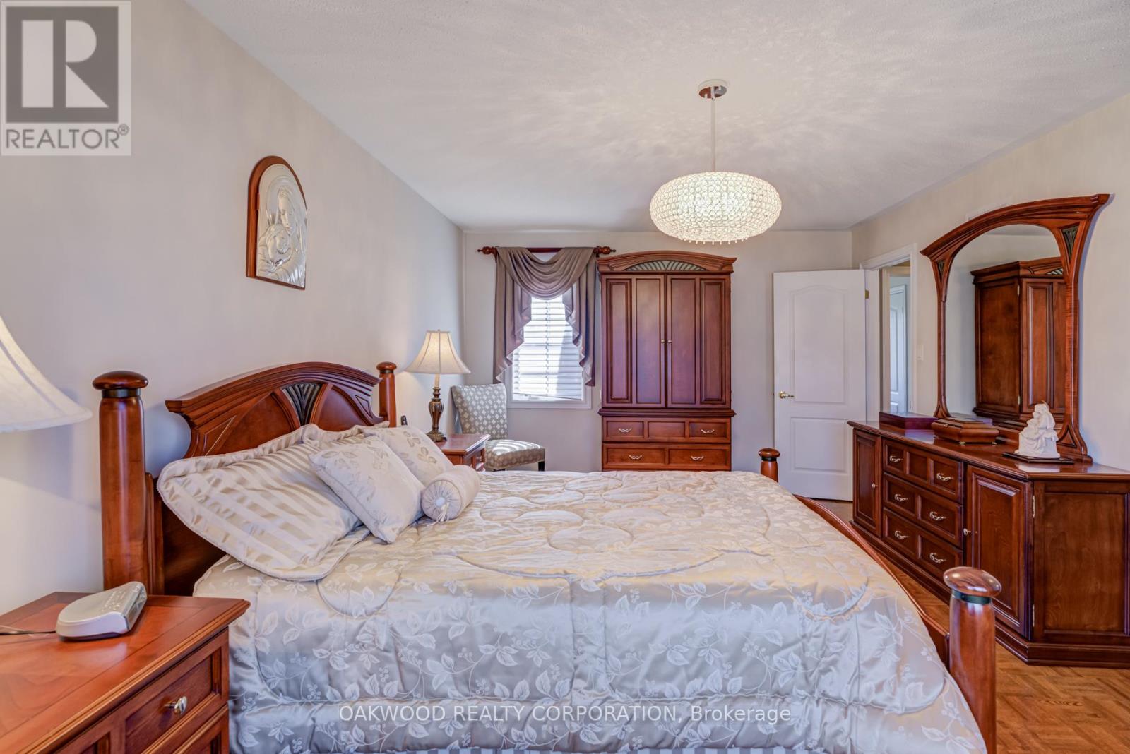 176 Saint Francis Avenue, Vaughan, Ontario  L4H 3E4 - Photo 30 - N12468497