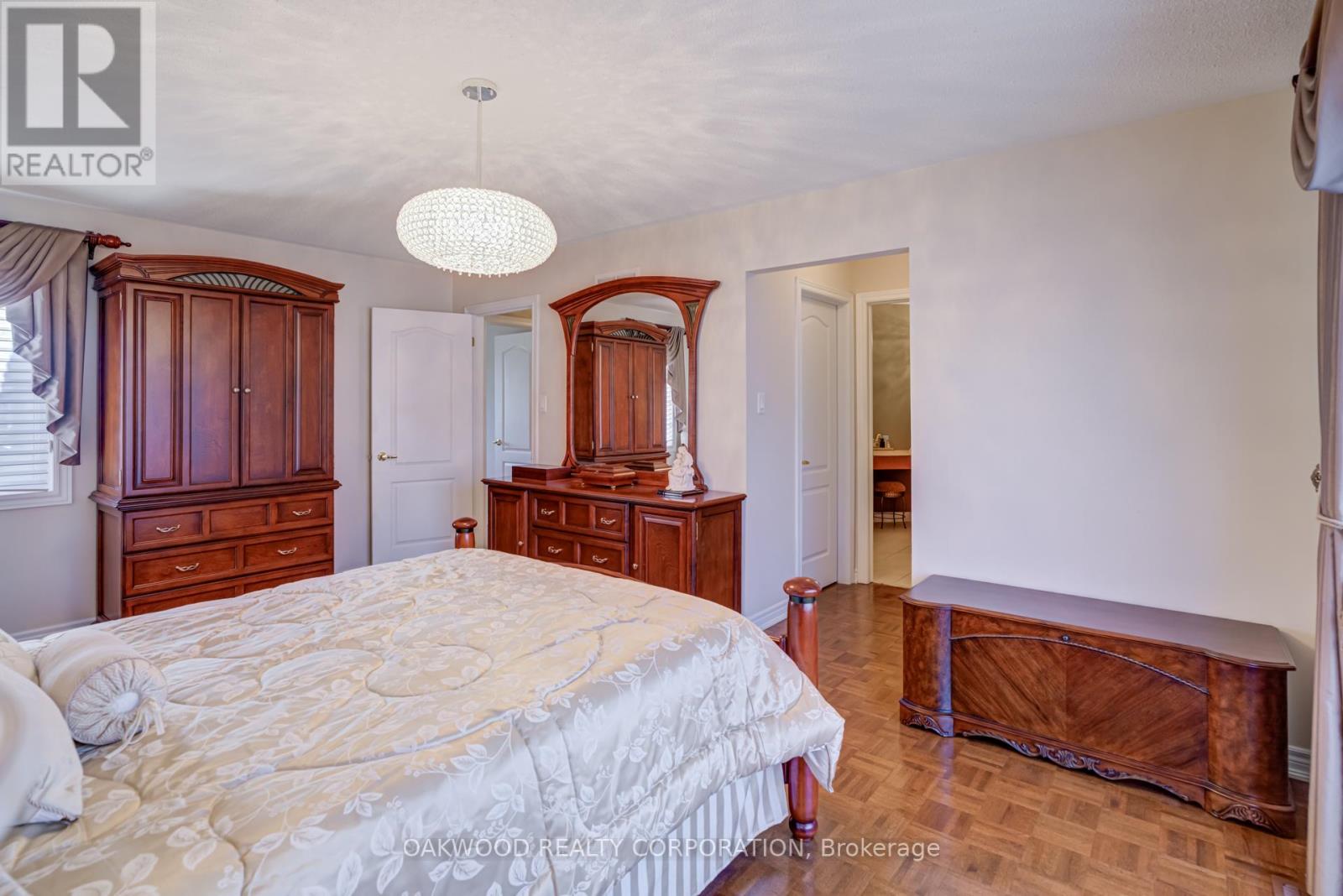 176 Saint Francis Avenue, Vaughan, Ontario  L4H 3E4 - Photo 31 - N12468497