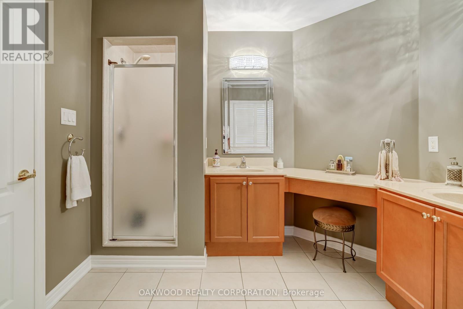 176 Saint Francis Avenue, Vaughan, Ontario  L4H 3E4 - Photo 34 - N12468497