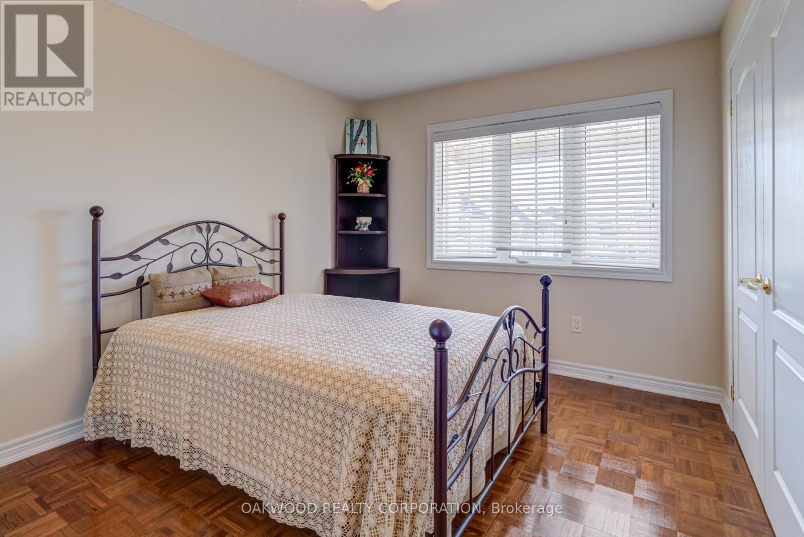 176 Saint Francis Avenue, Vaughan, Ontario  L4H 3E4 - Photo 35 - N12468497