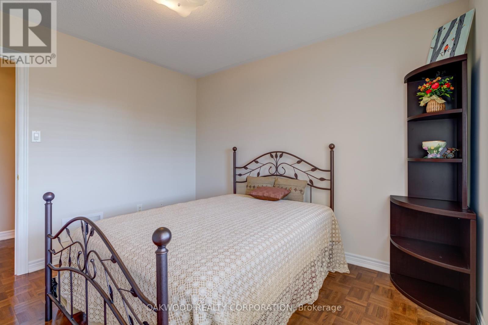 176 Saint Francis Avenue, Vaughan, Ontario  L4H 3E4 - Photo 36 - N12468497
