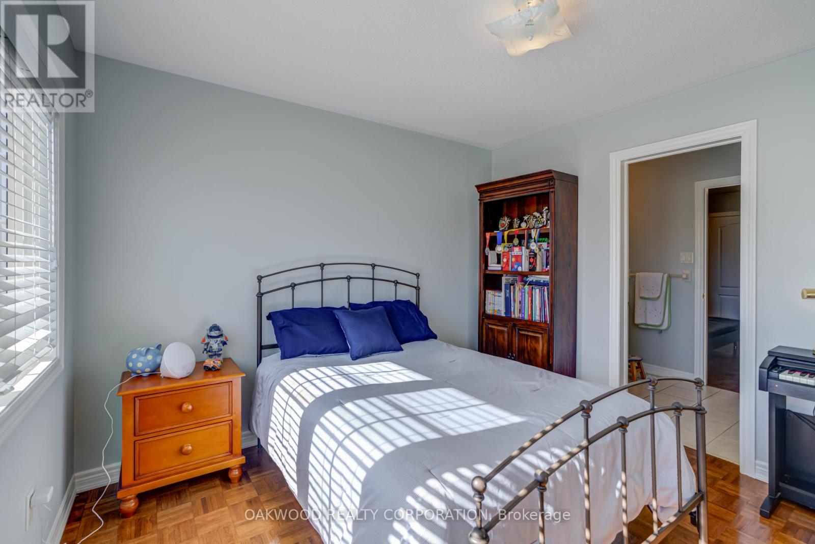 176 Saint Francis Avenue, Vaughan, Ontario  L4H 3E4 - Photo 39 - N12468497
