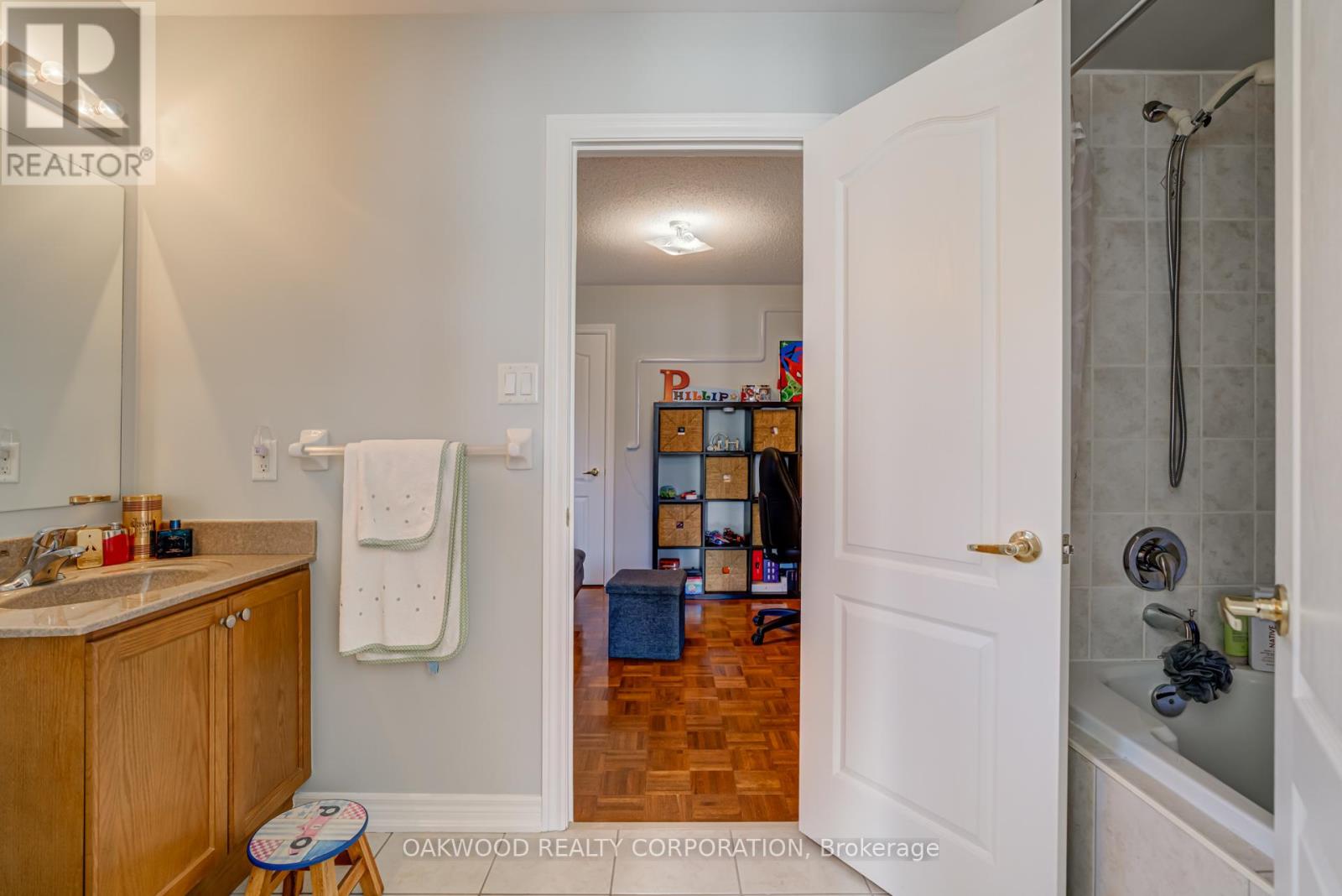 176 Saint Francis Avenue, Vaughan, Ontario  L4H 3E4 - Photo 41 - N12468497