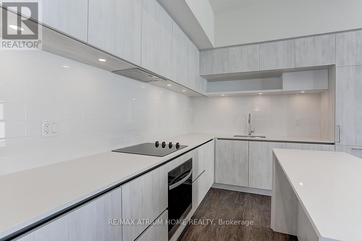 1103 - 12 David Eyer Road, Richmond Hill, Ontario  L4S 0N3 - Photo 9 - N12468525