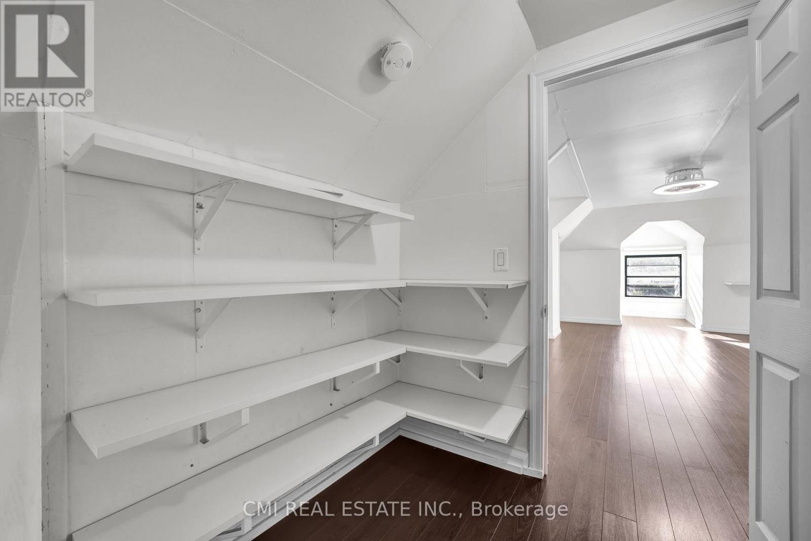 153 Clarence Street, Vaughan, Ontario  L4L 1L4 - Photo 27 - N12468529