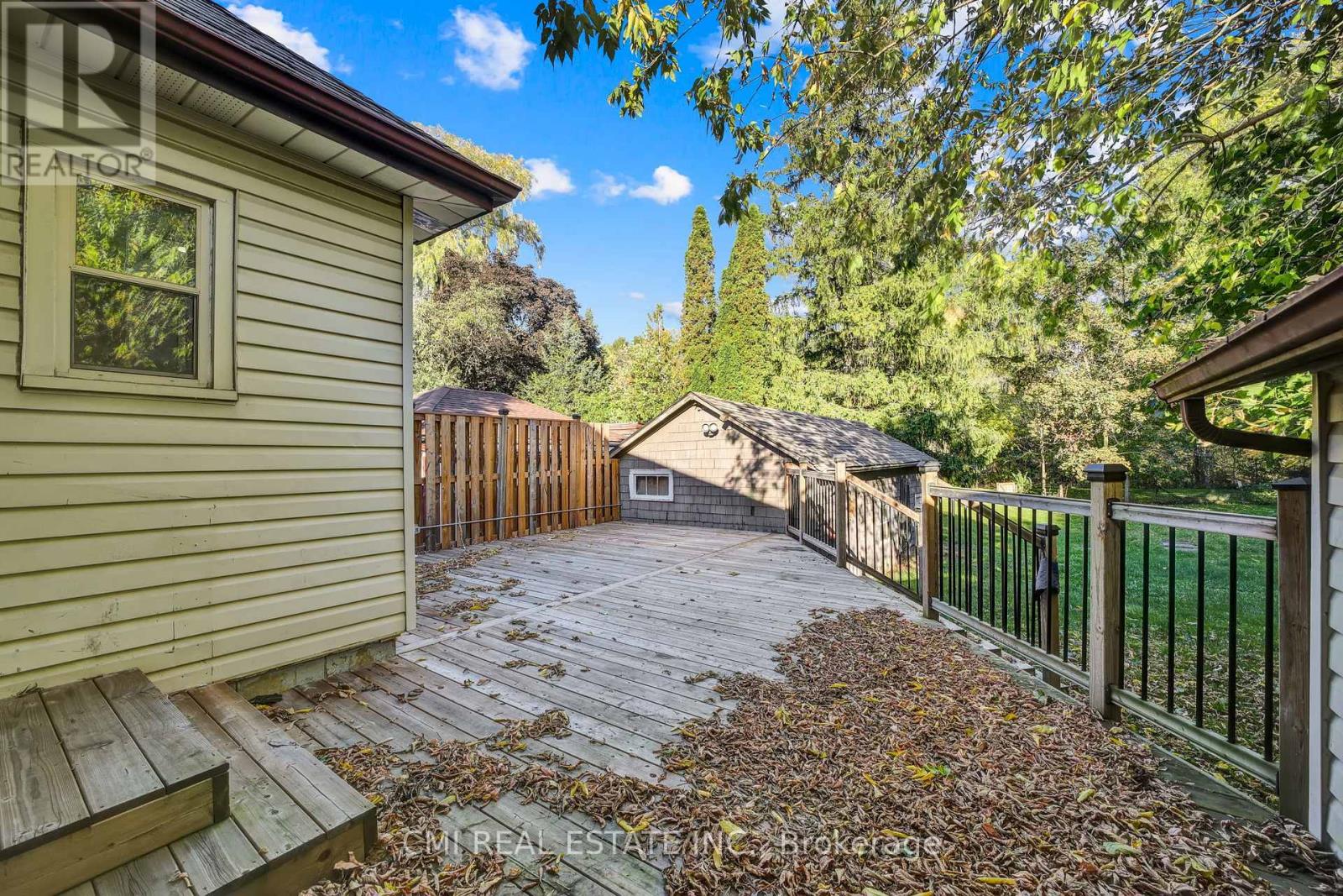 153 Clarence Street, Vaughan, Ontario  L4L 1L4 - Photo 36 - N12468529